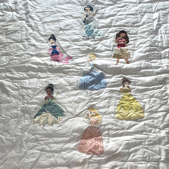 Pottery Barn Kids Disney Princess Quilt - Picture 1 of 13